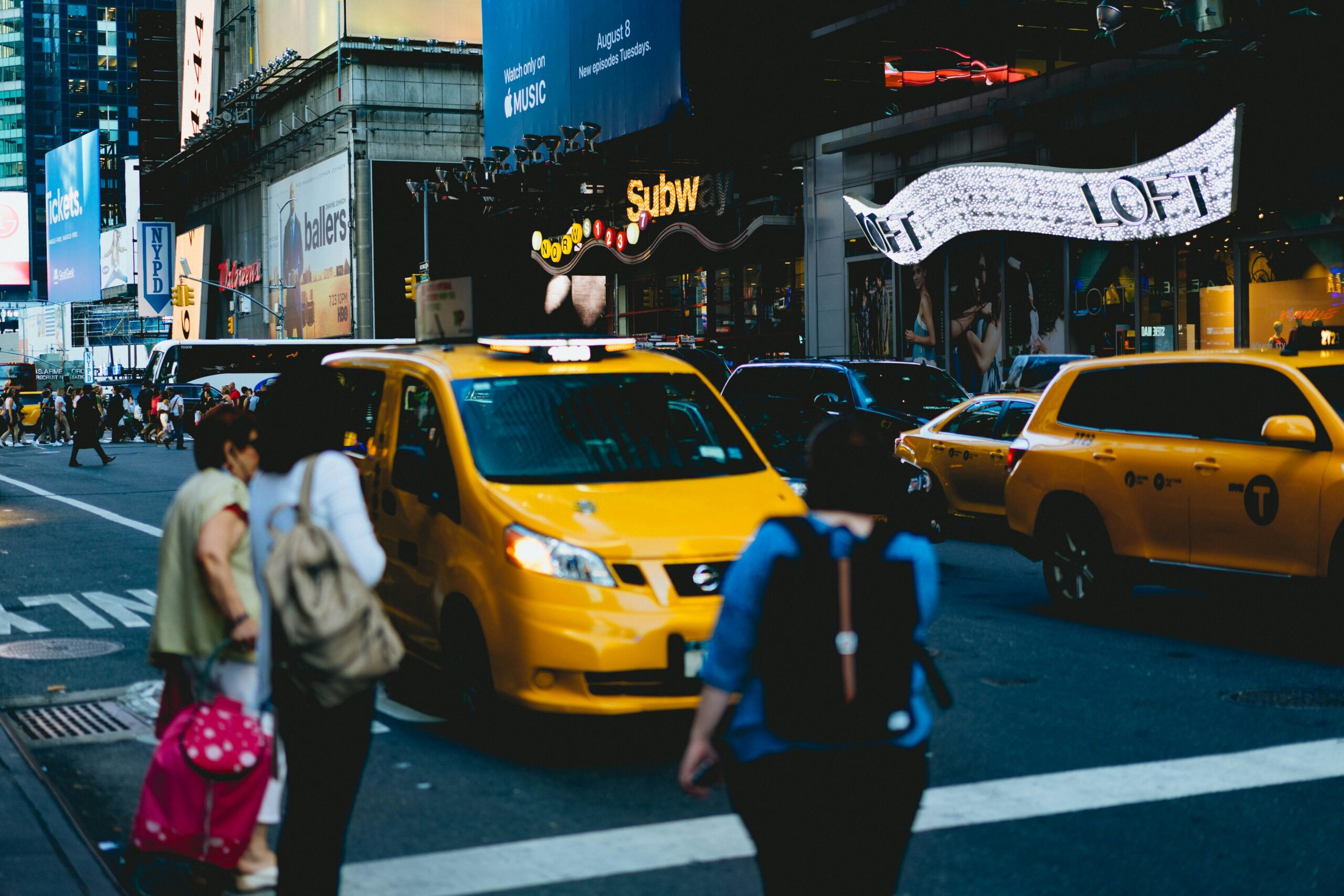 How to Start a Taxi Business With one Car